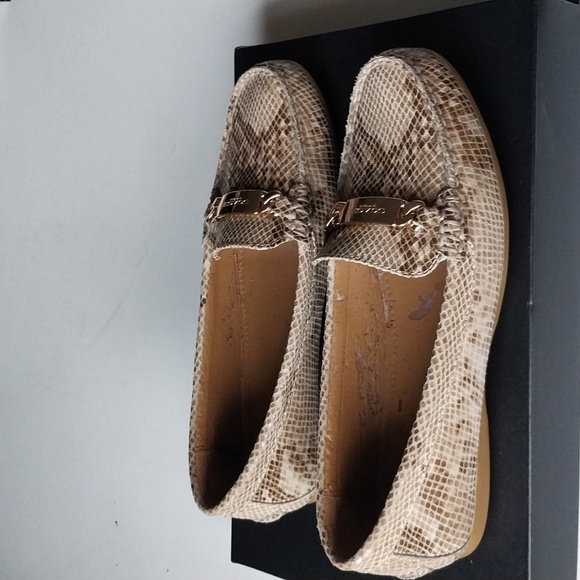 COACH Slip-On Driver Shoe  Leather Snakeskin Goldtone Coach Bar  Size 9 - Picture 5 of 12